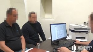 ДБР: Керівник району на Львівщині розікрав мільйони на армійському майні