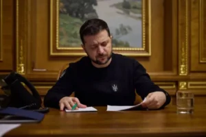 Зеленський підписав закон про контроль над діяльністю органів місцевої влади