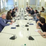 Зеленський провів зустріч із представниками фракції «Слуга народу»
