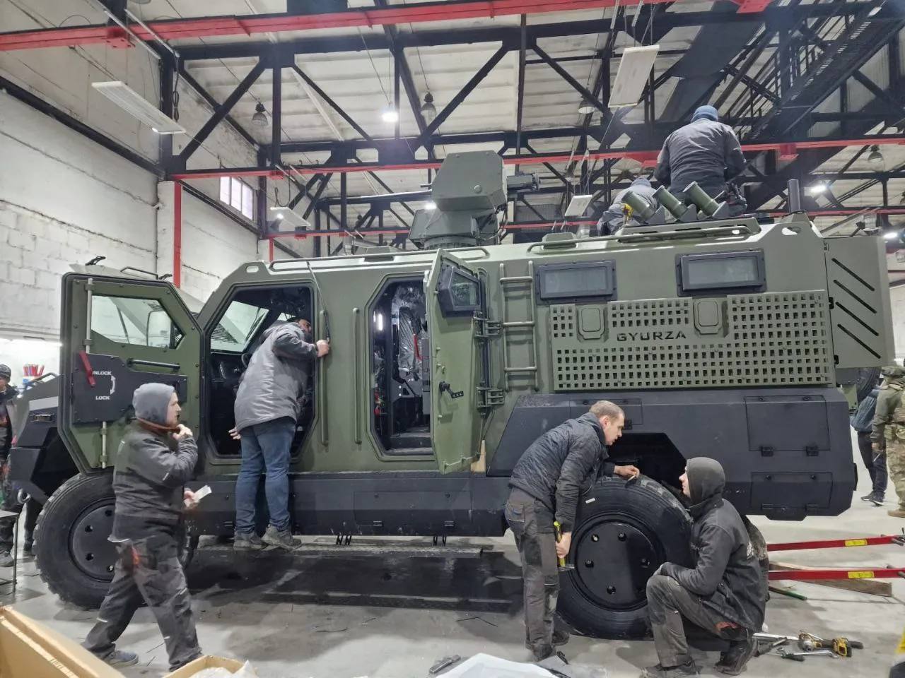 Постачали війську бракований РЕБ і завищували ціни на комплектуючі: суд арештував майно компанії «УкрАрмоТех»