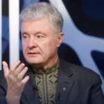 Порошенко відмовився від польського ордена, але не втримався від згадки про санкції Зеленського