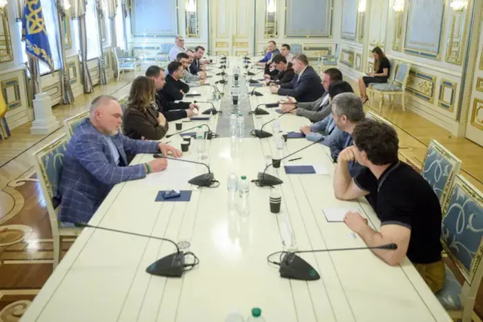 «Зустрічі стали частішими». Стало відомо, як змінилася комунікація між Офісом президента і нардепами