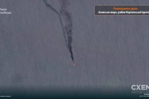 Супутники зафіксували уражені танкери РФ в Азовському морі: оприлюднені знімки