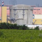 Румунія зупинила реактор АЕС і просить електроенергію в України