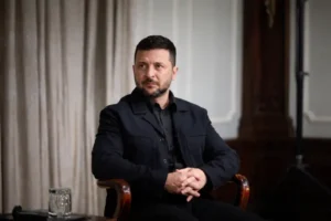 Зеленський розповів, чи планує подати у відставку